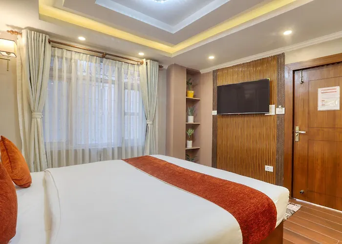 Hotel Airport Deepshree
